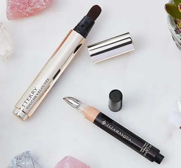 Best Concealer For Mature Skin To Make Your Skin Glow