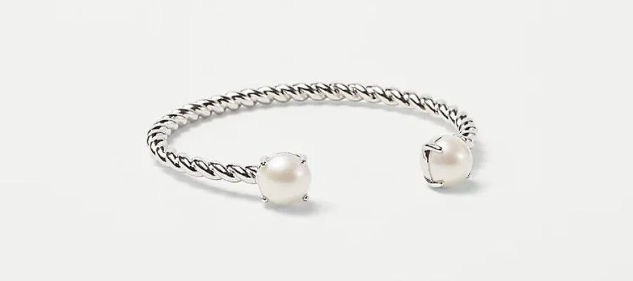 Pearl & Shell Charm Elastic Bracelet