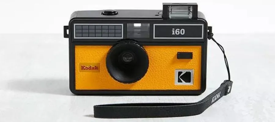Pop-Up Flash Camera Kodak Yellow i60 35mm Film