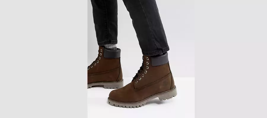 Timberland hiking boots in brown are editor’s one of the favorite picks