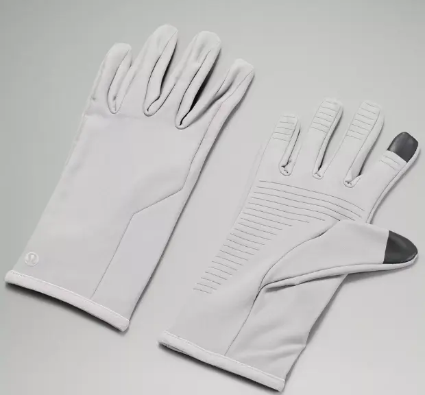 6 Best Running Gloves For Every Season