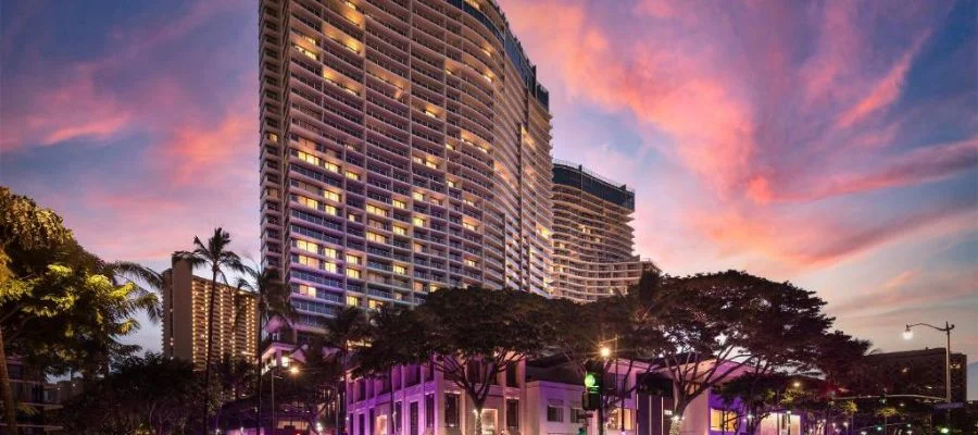 Ritz-Carlton Residences, Waikiki Beach