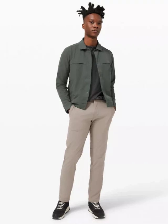 Wear These Best Chino Pants For Men For A Formal Look