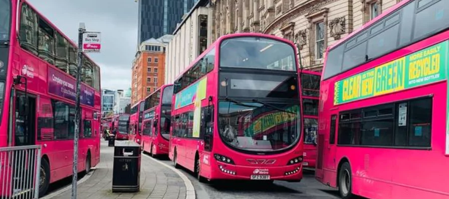 Ways to find affordable bus deals from Glasgow to Belfast