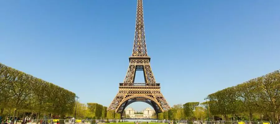 Affordable ways to explore Paris