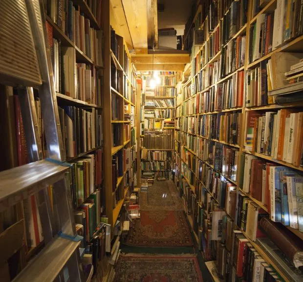 Edinburgh Books | Explore a World of Literature