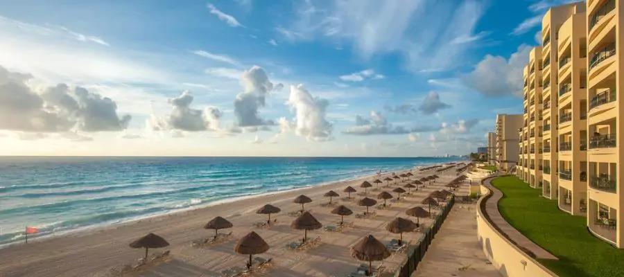 Benefits of Booking Cheap Flights to Cancun