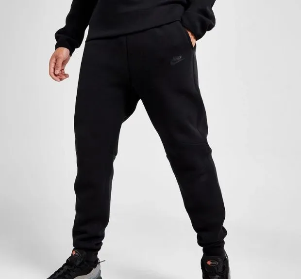 Nike Tech