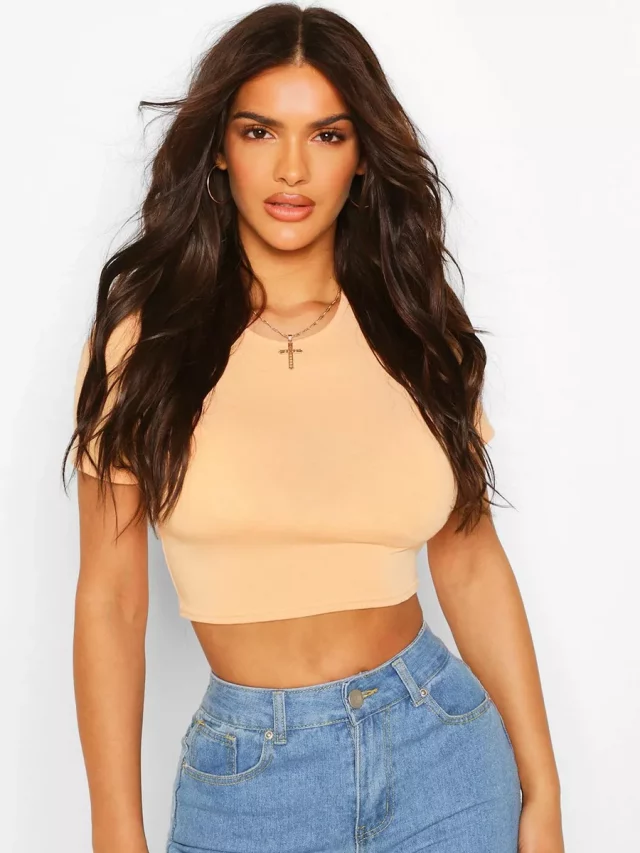 Versatility Of Nude Tops: A Fashion Revolution Worth Exploring