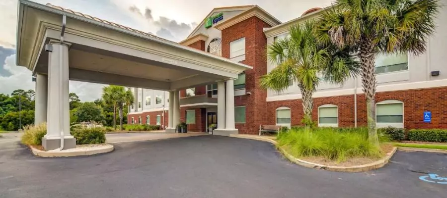 Holiday Inn Express Hotel & Suites Foley, an IHG Hotel