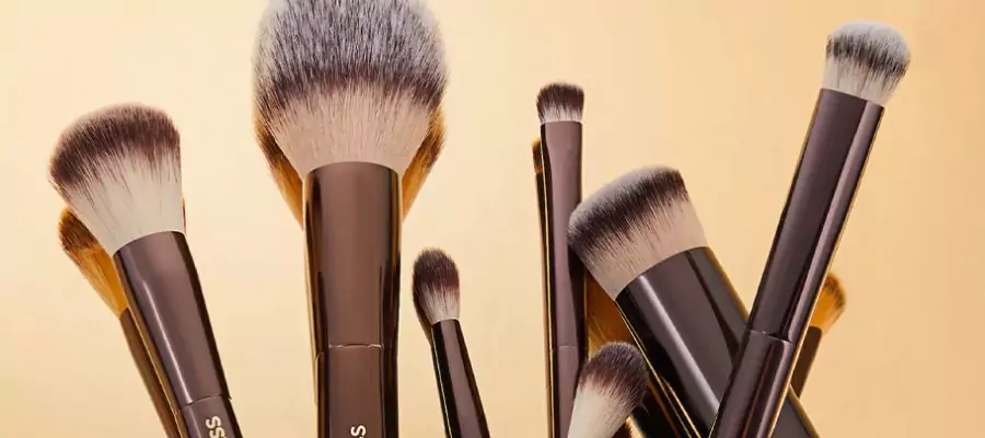 Makeup brush sets