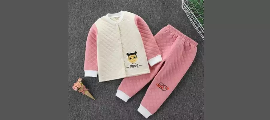  Children's thermal clothes