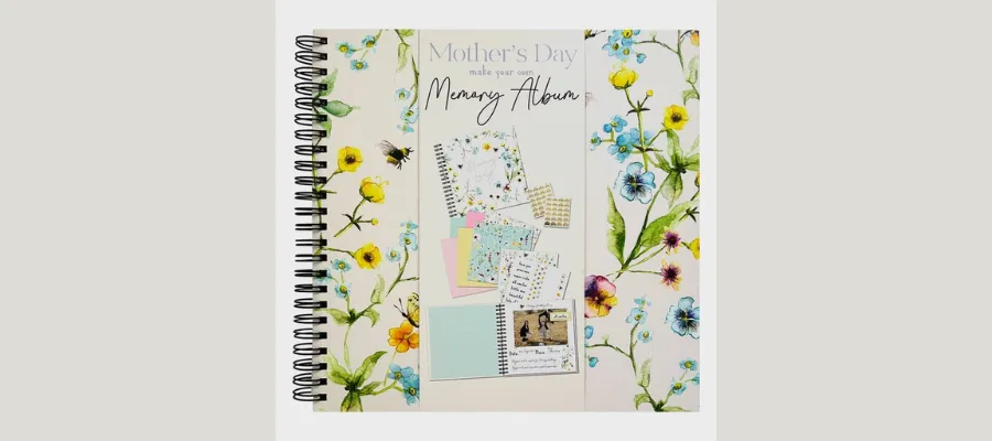 Morrisons Mother's Day ScrapbookAlbum Set