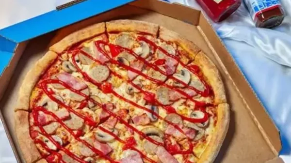 Domino's big brekkie pizza