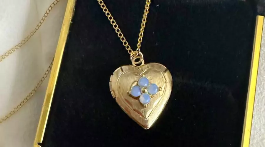 Vintage Locket Necklace Heart Locket, Gold Heart Locket Necklace, Best Locket for Woman, Gold Locket Vintage, Necklace With Opal, Locket