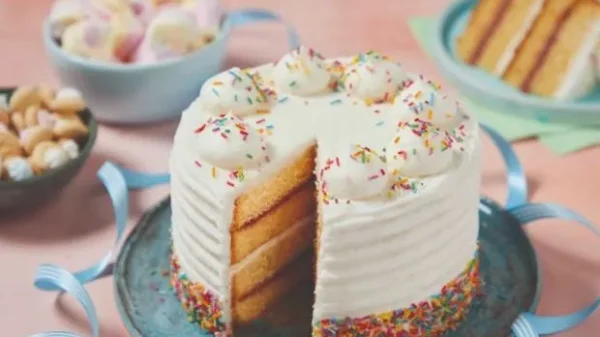 Supermarket birthday cakes