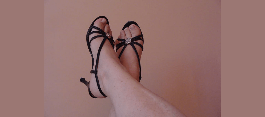 black sandals for women 