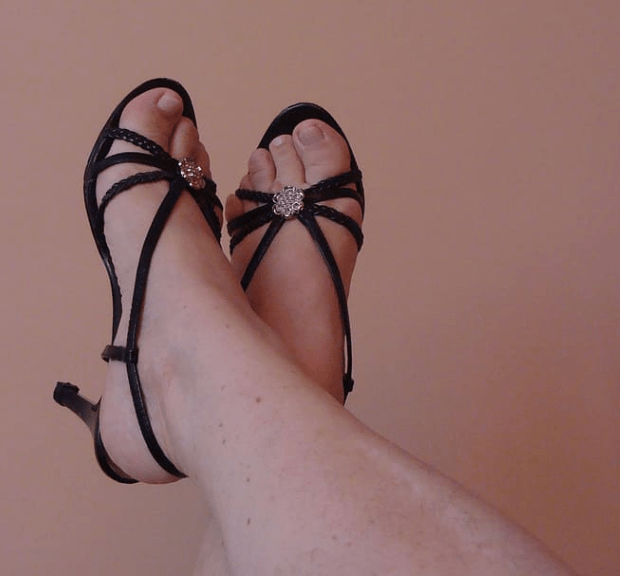 black sandals for women