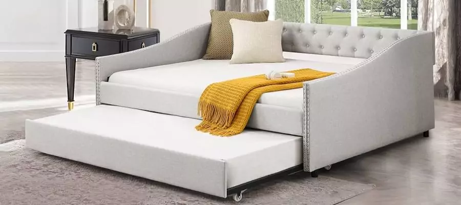 Full size daybed with trundle