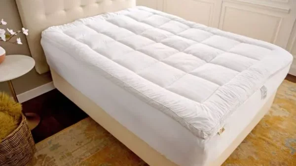 Queen mattress topper