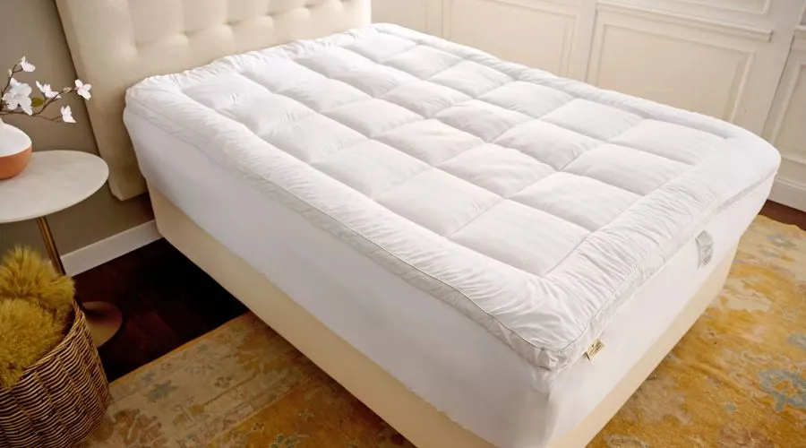 Queen mattress topper