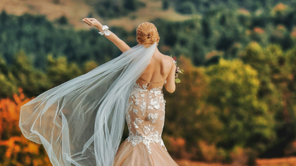 Unique wedding dresses